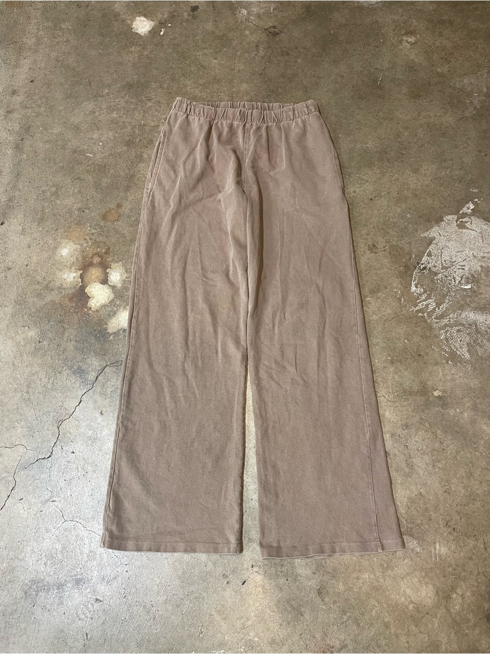Brandy Melville J Galt Relaxed Fit Sweatpants